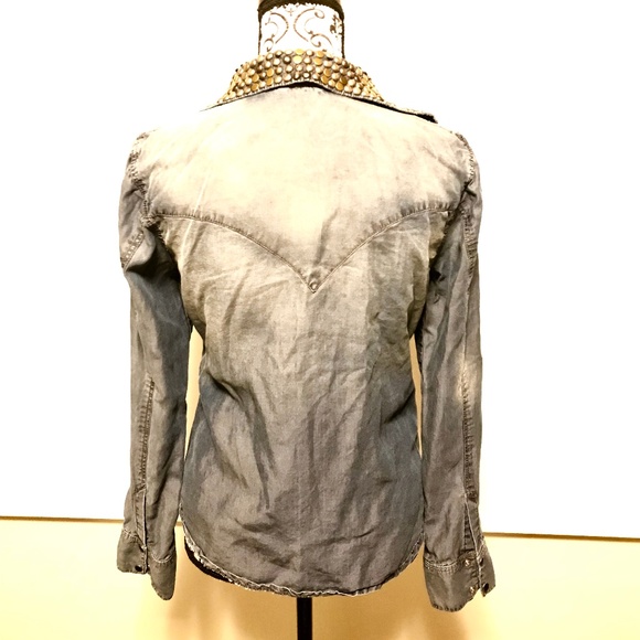 Studded Collar Denim Top - Picture 6 of 6
